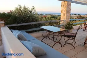 Seaview Ampelas Studio - Image 1