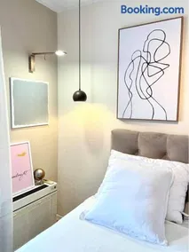 Studio Stylish - Image 4