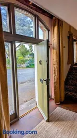Maple Cottage, Stylish Holiday Home for 6 Near the Lake District - Image 4