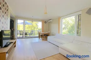 Papli 34 Apartment with pool - Image 3