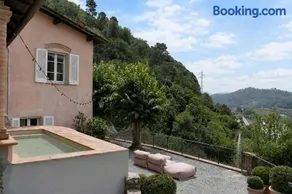 Villa Mia Lucca - Modern Comfort in the Tuscan Hills - Image 2