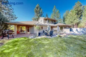 Beautiful home with private hot tub SHARC passes fireplace WiFi ping pong - Image 5