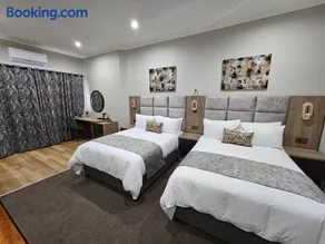 Luxe Musgrave Boutique Hotel - Image 3