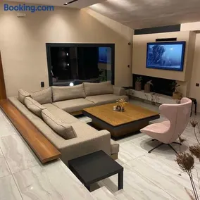 Sea-side Mountain Villa - Image 2