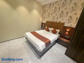 Hotel Golden Palace - Mira Bhayander - Image 2