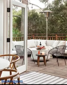 Zen Treehouse Retreat-Great Views & Peaceful Decks - Image 4