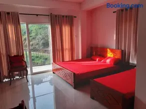 Hotel White Heaven - Image 1