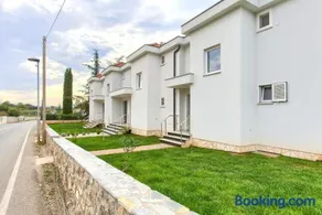Adria House - Image 1