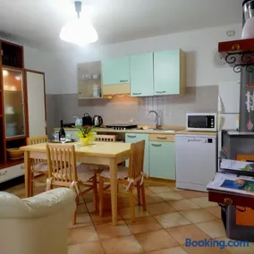 APPARTAMENTO TOMA MIHAELA - Image 2