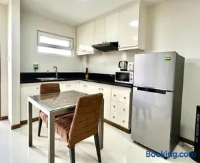 Sheryll Escapes - 203 La Grande, classy studio with hotel amenities! - Image 3