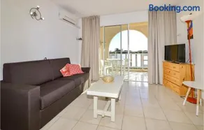Beautiful Apartment In Prunete With Swimming Pool - Image 2