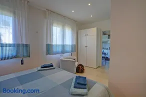 Alba Apartment - Image 1