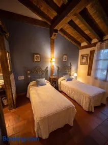 Hotel La Casona del Molinero by gaiarooms - Image 4