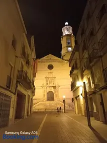 Apartamento a 25 min de Lleida, Montblanc, Poblet y a 50 minutos de Tarragona, Salou - Image 2