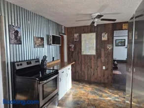 Peaceful Country - Sleeps 6 - Near Rend Lake - Image 2