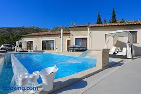 Villa Ivana 2 - Image 1