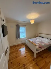Budget 3 Bed House in Tralee Secure Parking - Image 2