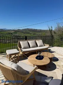 Luxury Villa in Le Marche with heated private pool, panoramic Sibillini views and airco - Image 4
