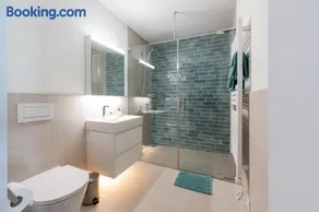 Bellis Apartments - Image 2