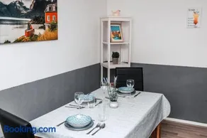INDIVIDUAL APARTMENTS - Zentrale, ruhige Wohnung in Innenstadt - Küche, Parkplatz, Terrasse, SmartTV, Netflix - Image 4