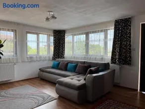 Beautiful house in a very quite area - Image 1