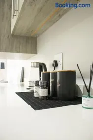 The Lombardy 2 bed Apartment - Image 4