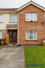 Cosy Double Private Room Near Dublin Airport - Image 2