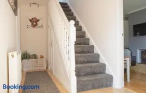4 Storr Place - Image 2
