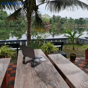 Muralee's Riverside Villa in Kochi - Image 1
