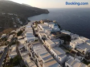 Loggi House - Image 1