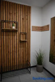 Stilvolle & ruhige Ferienwohnung mit Terrasse & Garten - Image 1