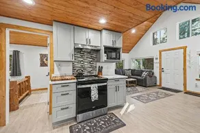 Red Deer Cabin - You will LOVE this place - Image 5