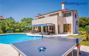 5 Bedroom Awesome Home In Valtura - Image 5
