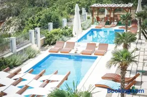 Beachfront apartment with pool, panoramic sea view - by Traveler tourist agency Krk - ID 2390 - Image 2
