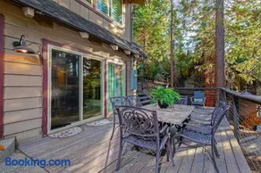 Serene Cabin - Image 3