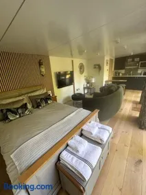 Apple-tree lodge - Image 3