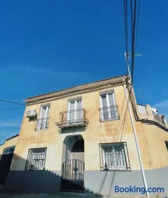 La Casa De Los Gatetes - Image 3