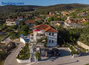 Apartment Villa Octopus - Image 1