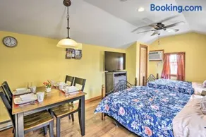 Equestrian House Suites - Image 4