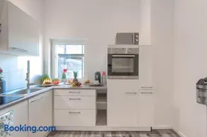 Chic Modern Design Apartment Bright & Minimalist Near Düsseldorf and Köln - Image 3