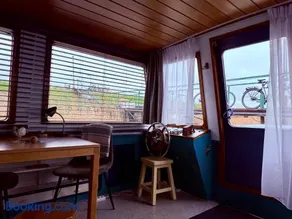 Floating B&B Amsterdam - Image 1