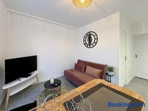 Appartement Cosy Pour Deux, Balcon Vue Marne - Image 4