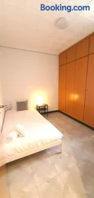Tranquila y Céntrica Habitación Individual en Vivienda Compartida - Image 1