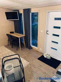 Trevligt minihus mitt i centrum Välkommen till 14b 15m3 - Image 4