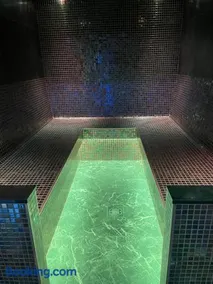 Luxury Studios with Spa included - Image 4