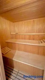 Large holiday apartment with sauna, terrace, garden and open fireplace - Image 2