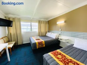 Mid Valley Motel - Image 5