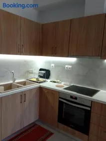 evia mourteri Apartment - Image 4