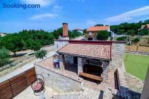 Villa Zubak - Image 1