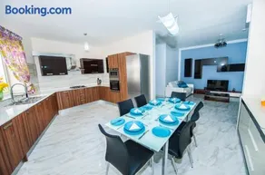 The Waves holiday apartment - Image 2